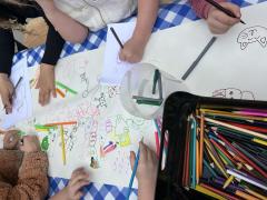 Kinderstralen  Vrijwilliger creatieve activiteiten met kinderen